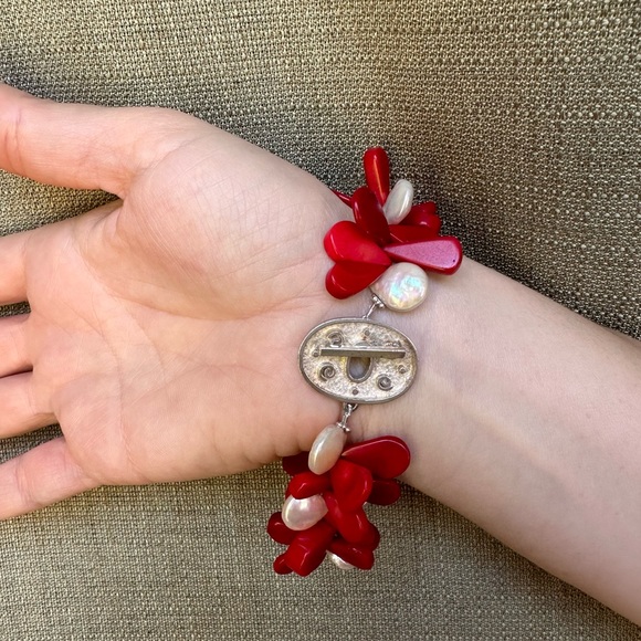 Artisan signed Sterling Silver Red Coral & Pearl bracelet Oversized Toggle Clasp - Picture 8 of 13